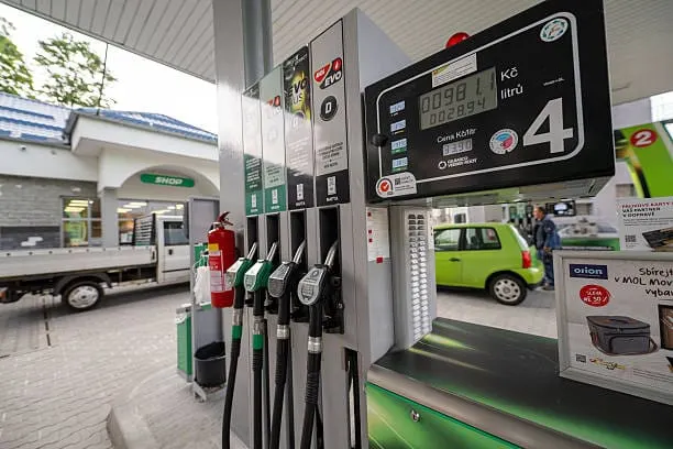 precios-de-los-combustibles-uruguay-surtidor.jpg