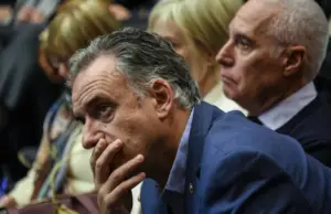 La gestión de ORSI pierde aire: el análisis del ranking que sacude a la política regional El presidente uruguayo Yamandú Orsi durante un acto oficial