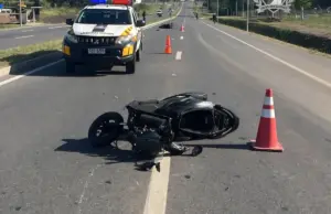 Siniestro fatal en ruta 101 deja un motociclista muerto esta mañana