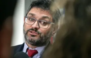 El diputado colorado calificó como impuestazo en Uruguay la suba de tarifas estatales