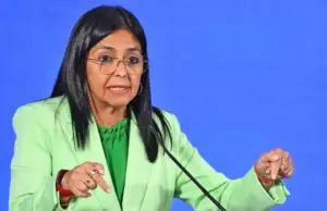 Entrega pactada: cómo la traición de Delcy Rodríguez terminó con el dictador