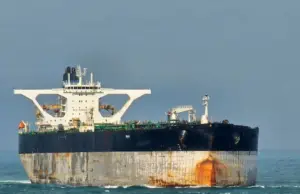 Buque ruso evade controles y desafía las sanciones internacionales a Venezuela
