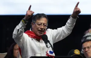 La amenaza de Gustavo Petro de retomar las armas sacude hoy a Colombia