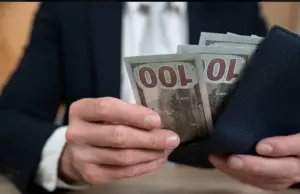 Precio del dólar en Uruguay supera los $ 40: Análisis 2026