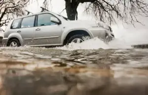Diluvio en Montevideo: El Cerro registró más de 120 mm de lluvia y hay barrios con calles anegadas