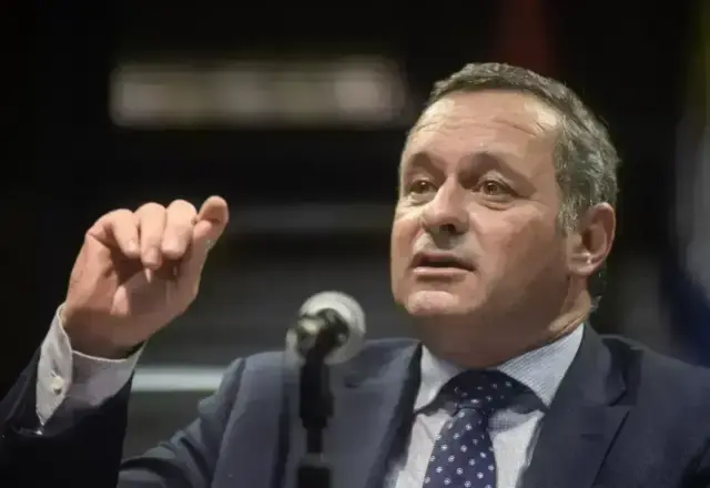 alvaro delgado critica seguridad ia