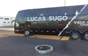 Robaron el ómnibus de Lucas Sugo en pleno centro de Montevideo