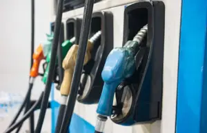 Golpe letal al bolsillo: el Gobierno prepara un tarifazo de combustibles que rompe todos los topes