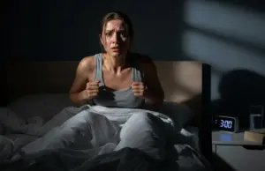 ¿Por qué te despertás a las 3 de la mañana? La explicación científica y consejos para dormir mejor