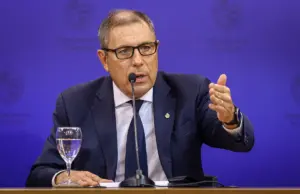 Oddone rompe el pacto con los empresarios: «Gasto cero» y el fin del dólar regalado