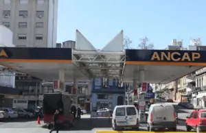 La suba de combustibles reactivó la inflación en Uruguay