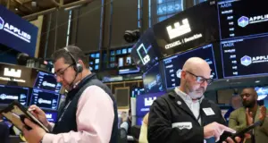 Wall Street en rojo: el desplome tecnológico que pone en jaque a los mercados