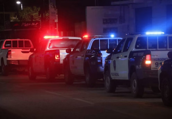 Cinta de seguridad policial en el establecimiento rural donde ocurrió el femicidio en Puntas de Quebracho.