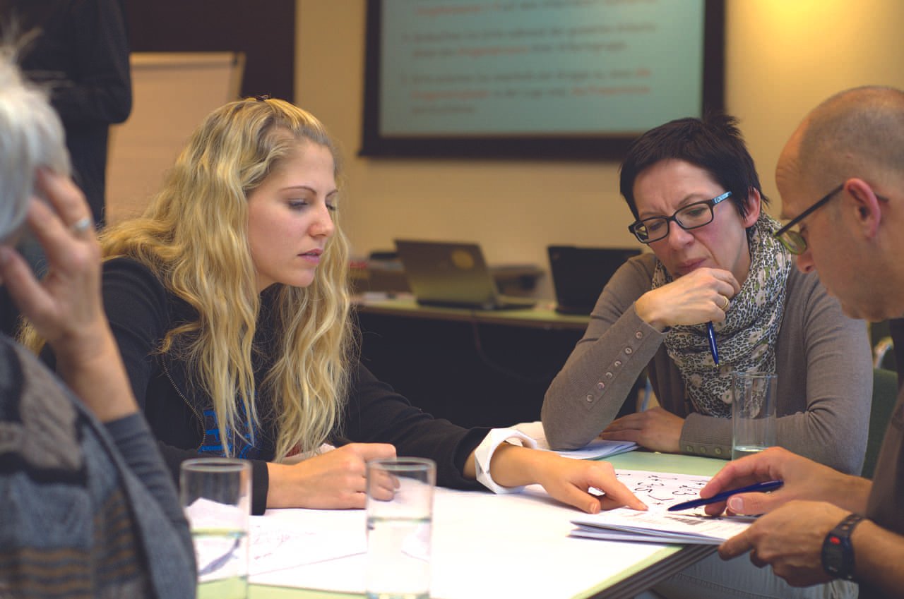 meeting 4784909 1280