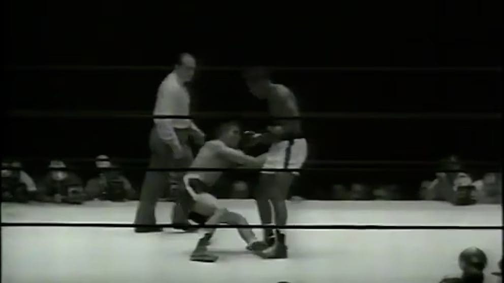 El sueño que terminó en tragedia: la pelea más triste de Sugar Ray Robinson 4 Sugar Ray Robinson durante un combate histórico que marcó su carrera y la memoria del boxeo mundial.
