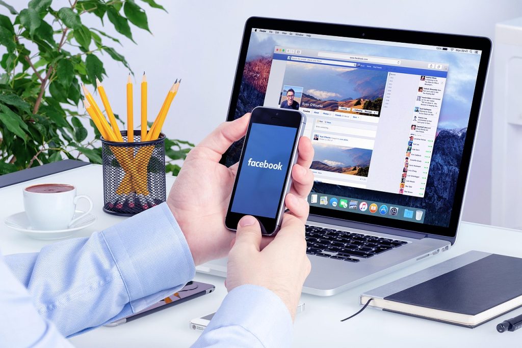 Screenshot des Facebook-Marktplatzes mit gefälschten Posts und verdächtigen, nicht verifizierten Profilen.