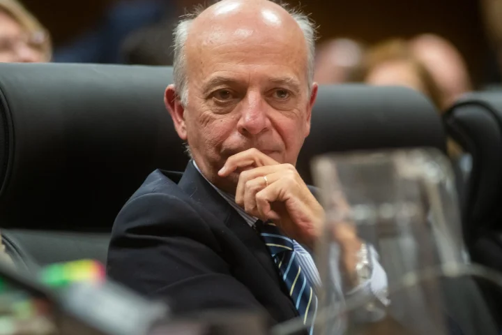 Javier García critica al presidente Orsi por su manejo del caso Cardama en Uruguay.