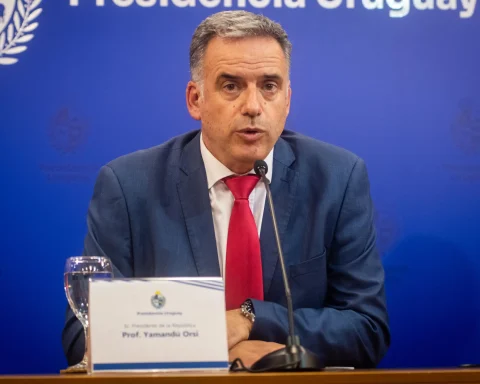 « Patrouilles maritimes du gouvernement uruguayen : enquête sur une possible fraude au chantier naval de Cardama. »