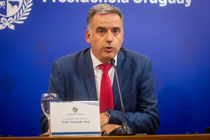 “Patrullas oceánicas del gobierno uruguayo: investigación por posible fraude con el astillero Cardama”.