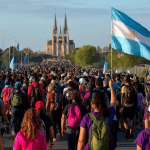 Emotiva Peregrinación a Luján 2025: miles de fieles caminan con fe y esperanza