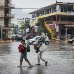Huracán Priscilla en México: lluvias, granizo, vientos, oleaje y suspensión marítima temporal