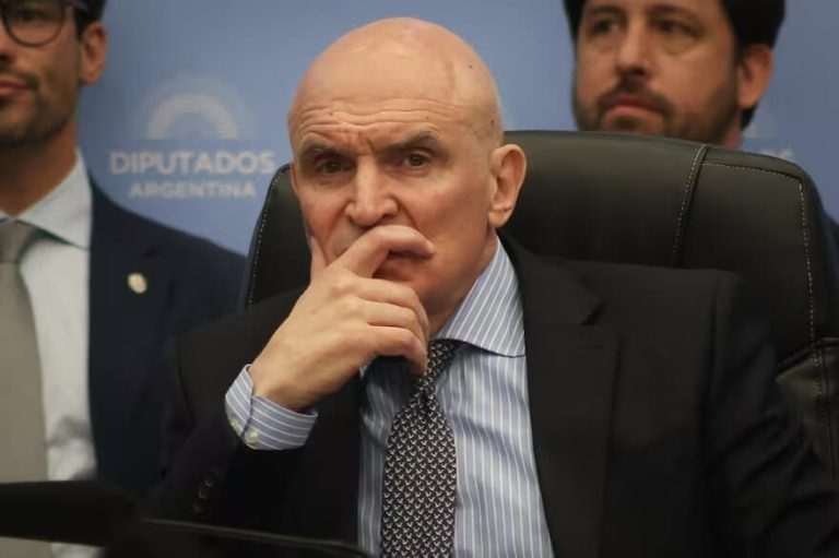 Renuncia de José Luis Espert, investigación estadounidense señala transferencia por 200.000 dólares