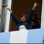 Ingreso al apartamento que investiga la Justicia y donde Cristina Kirchner podría quedar en la calle