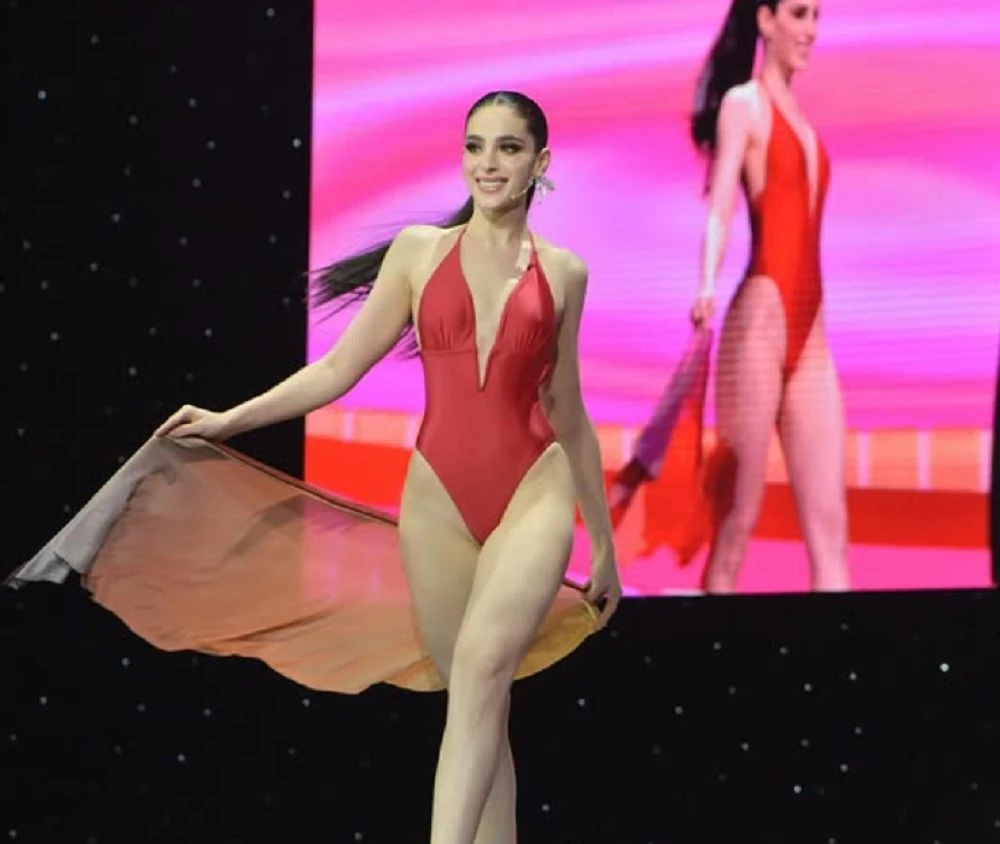 Fátima Bosch coronada Miss Universo 2025 representando a México en la gala final de Tailandia