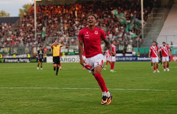 Futbolista de tercera división alemana denuncia insultos racistas: «Es una vergüenza»