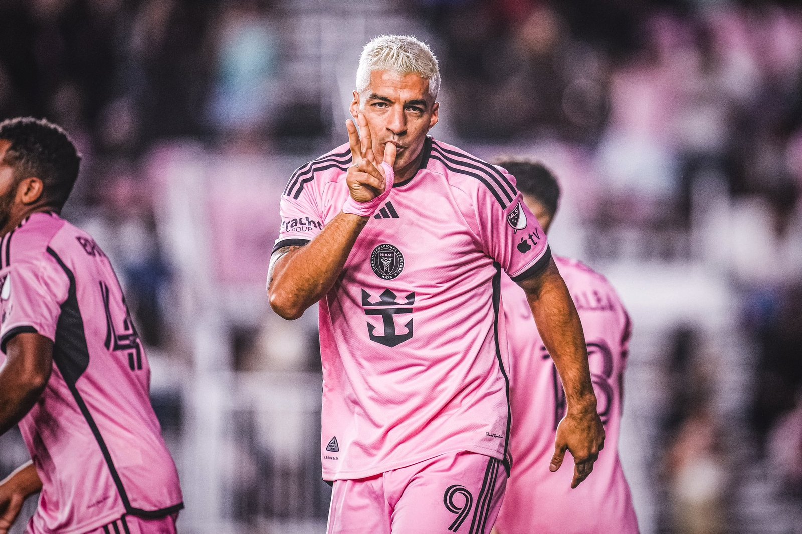 ¿Quiénes son los 5 mejores jugadores uruguayos de la historia? 1 ¿Quiénes son los 5 mejores jugadores uruguayos de la historia?