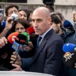 Luis Rubiales durante entrevista televisiva defendiendo su testimonio sobre el caso Hermoso