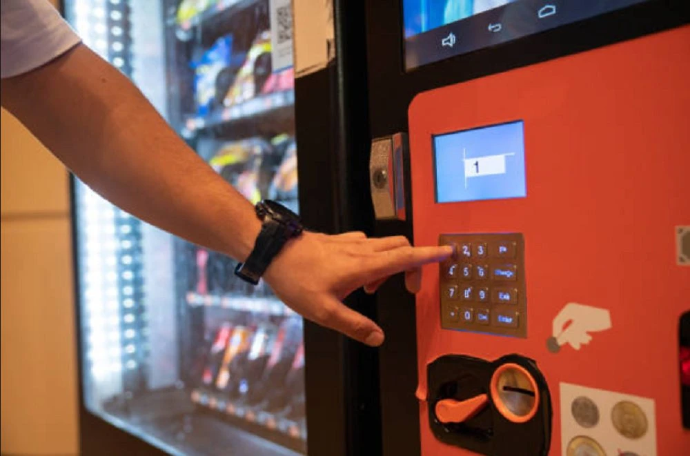 Amazon lanzará máquinas expendedoras de medicamentos con receta en clínicas médicas