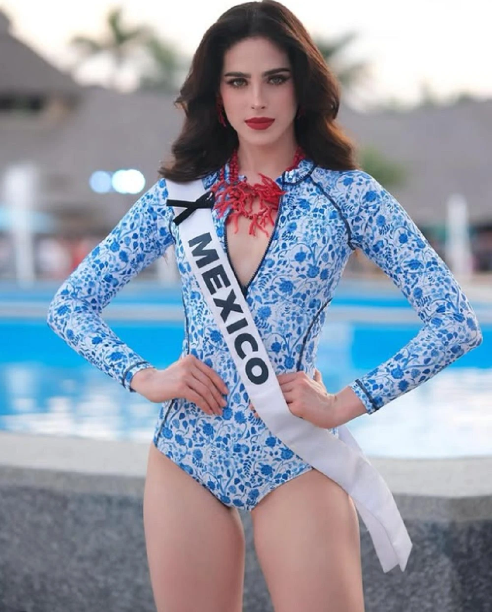 Fátima Bosch celebró su coronación como Miss Universo 2025 junto a finalistas internacionales en Tailandia