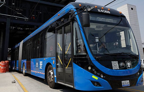 CDMX confirma alza en tarifa del transporte público tras diálogo con concesionarios