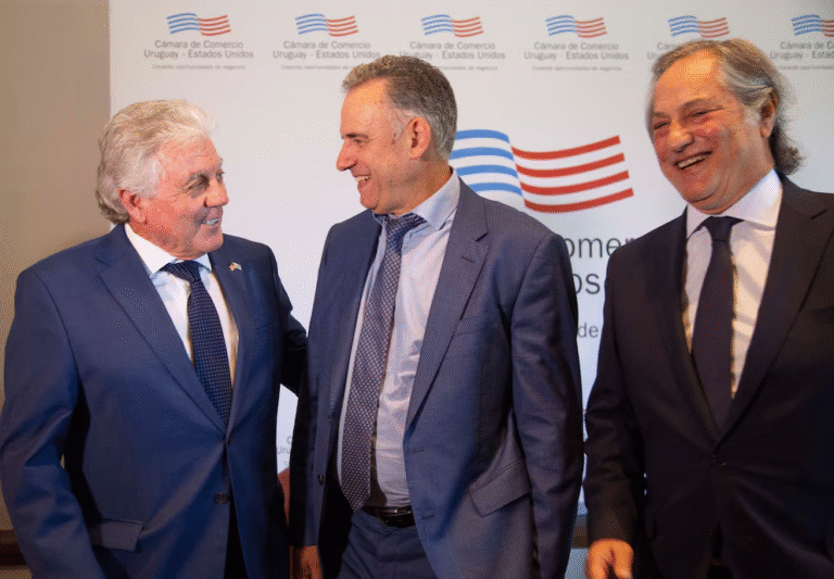 El elogio del embajador de Estados Unidos al definir a Uruguay como un país influyente El país chico más grande del mundo en palabras del embajador estadounidense durante su visita