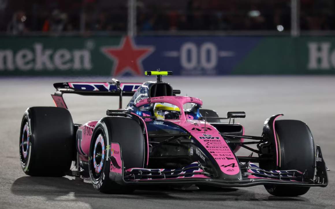 Gran Premio de Las Vegas avanza con Verstappen líder y Colapinto retrasado 5 Colapinto cae al puesto 17 tras una carrera complicada en Fórmula 1