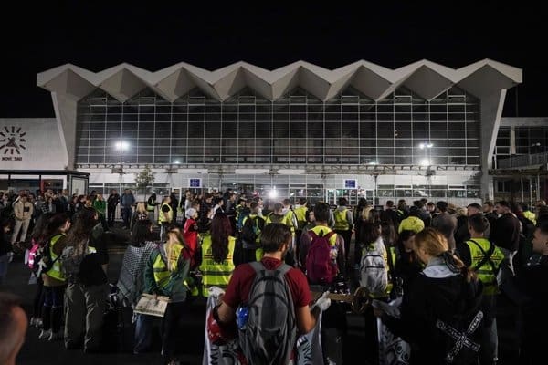 Conmovedor homenaje en Novi Sad un año después de la tragedia ferroviaria