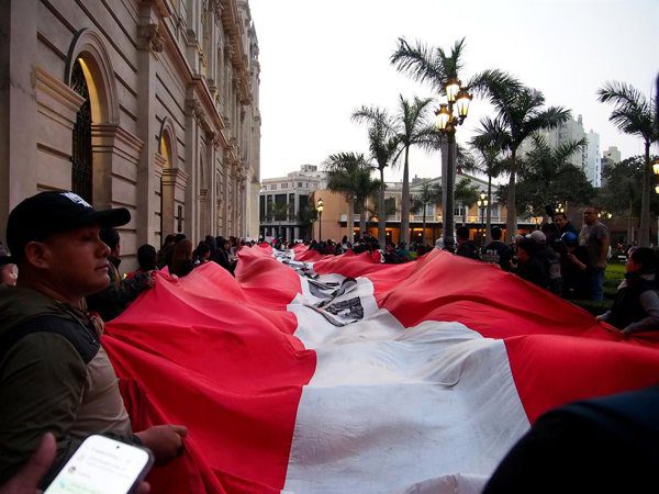 Paro de transportistas en Callao, Perú, por aumento de criminalidad: Impacto y demandas