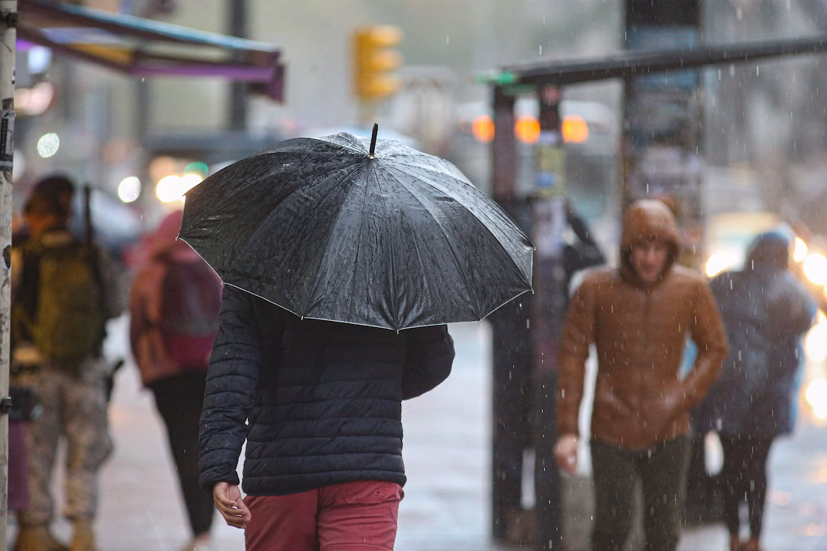 Cielo nublado y lluvias registradas según pronóstico de Inumet en Uruguay.