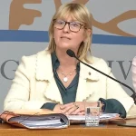 Crisis en salud bucal evidenciada por denuncias internas y recortes que afectan el programa infantil.