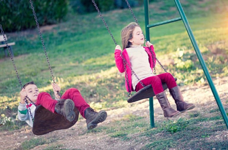 Bomberos rescatan a una niña tras accidente infantil en San José.