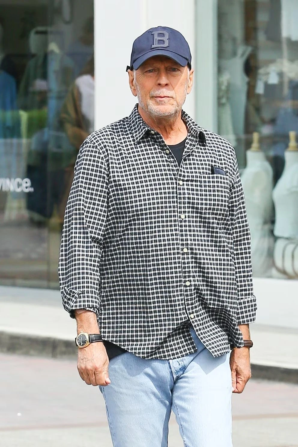 Bruce Willis demencia une a su familia en momentos de afecto compartido