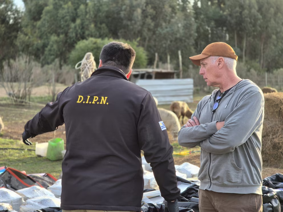 Crimen organizado en Uruguay: Ministro Negro junto a incautación de cocaína que demuestra el avance de bandas regionales y clanes.