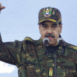 Escena conceptual que representa el ultimátum de Trump a Maduro durante su llamada diplomática.