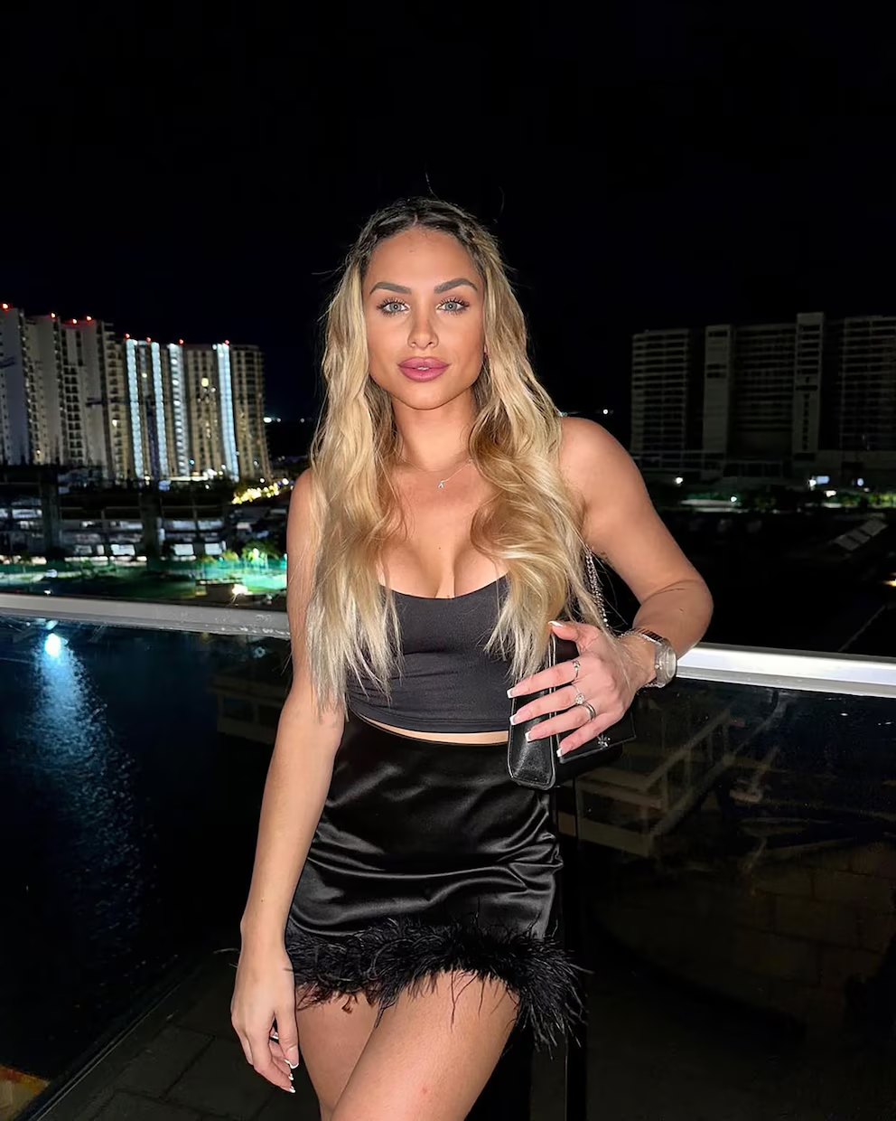 ¿Quién es la modelo que enamoró a Edwin Cetré en Estudiantes ahora? 8 Ayelén Sebastián y Edwin Cetré celebraron los títulos de Estudinates (@ayeesebastian)