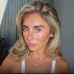 Detención de Bonnie Blue enfrenta ley Indonesia por pornografía