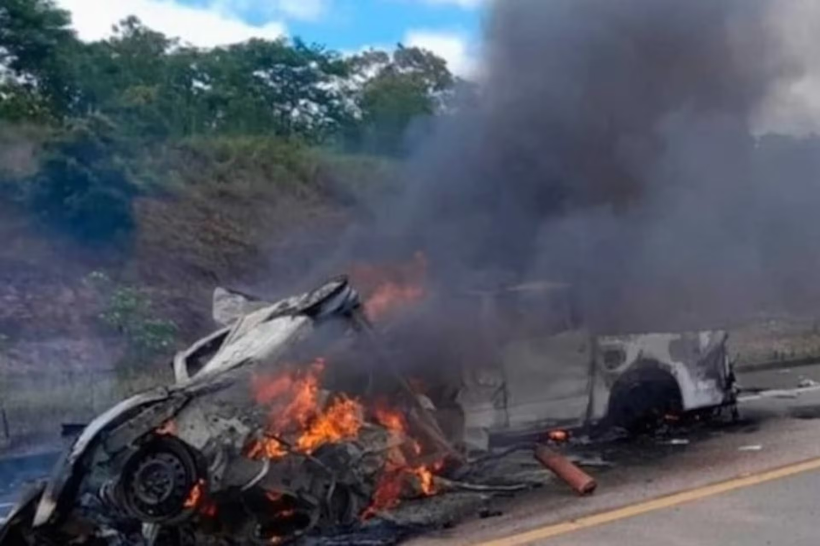 Escena del accidente vial en Brasil