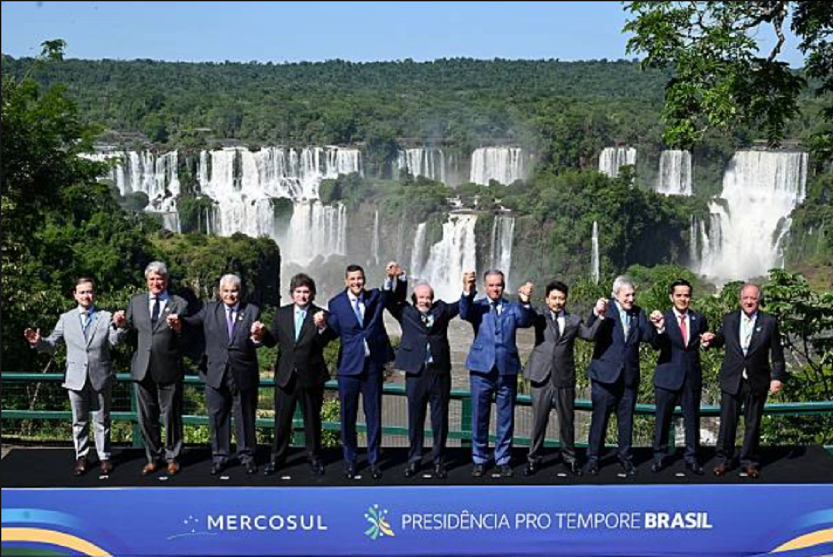 Presidentes en la cumbre del Mercosur 2025