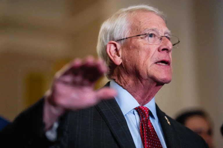 Crimen de guerra denunciado por legisladores tras ataques náuticos en el Caribe