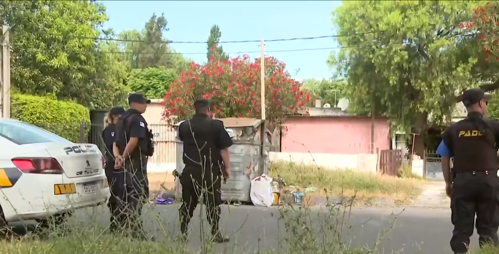 Escena de crimen en Navidad violenta en Uruguay